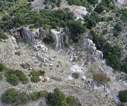 Quarry front in Styra